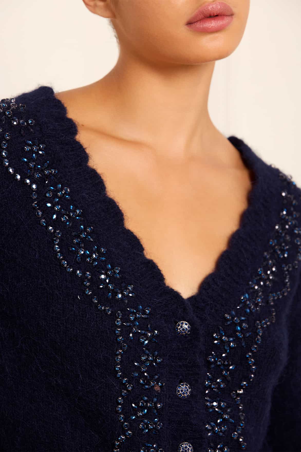 Embellished V-Neck Short Cardigan - Image 4