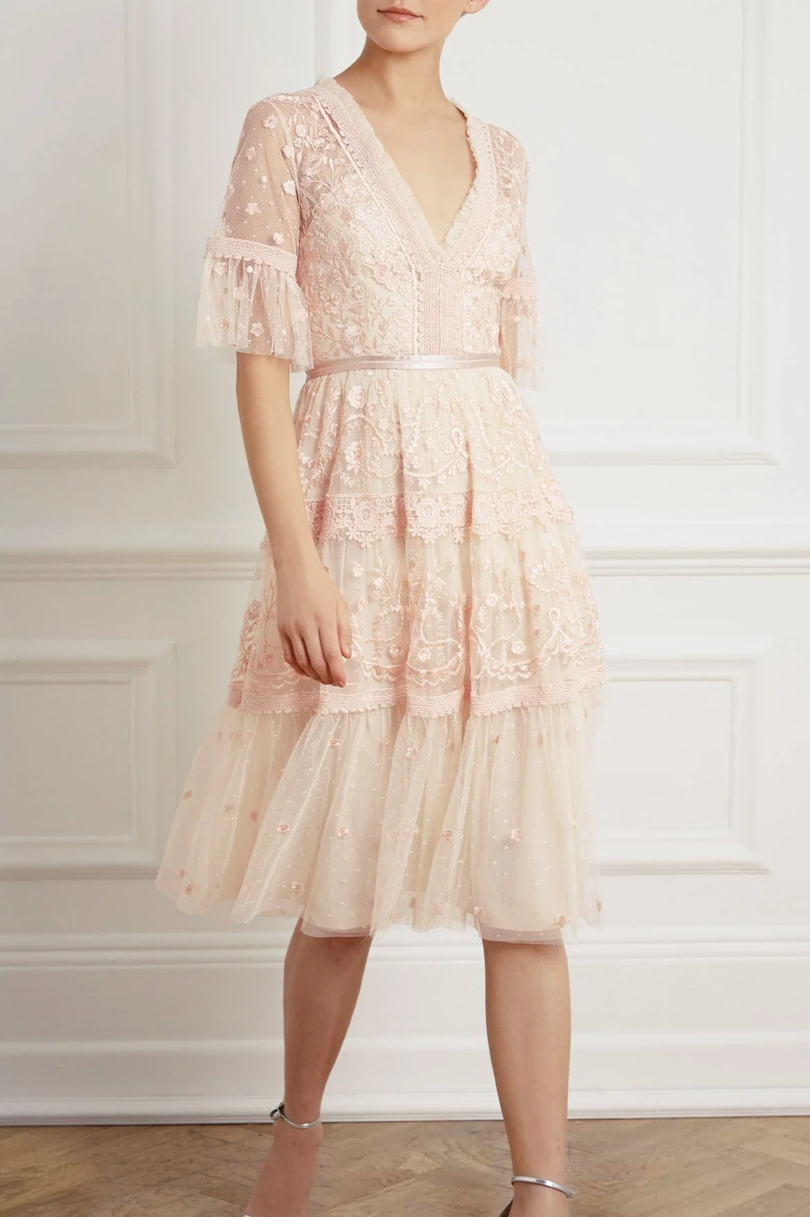 Midsummer Lace Dress - Image 3