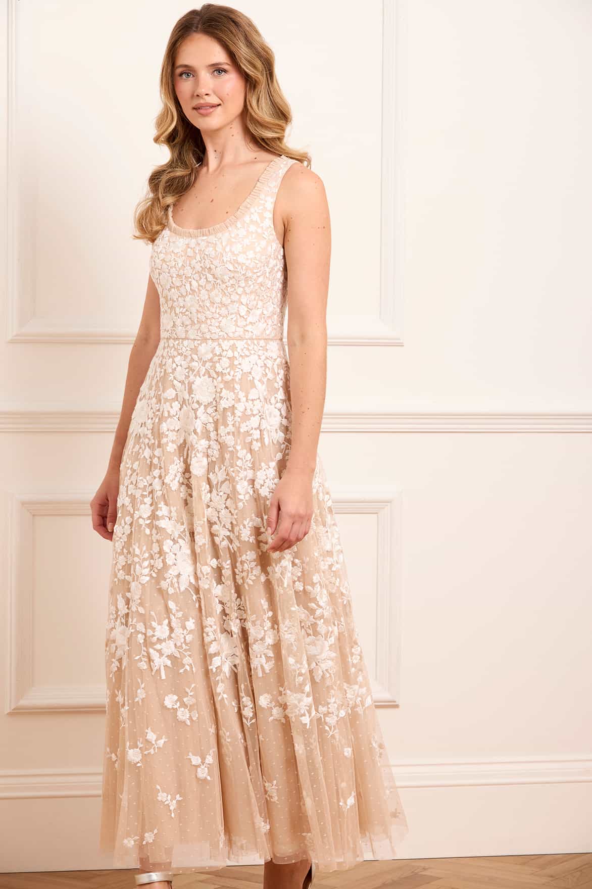 Rosa Scoop Neck Ankle Gown - Image 2