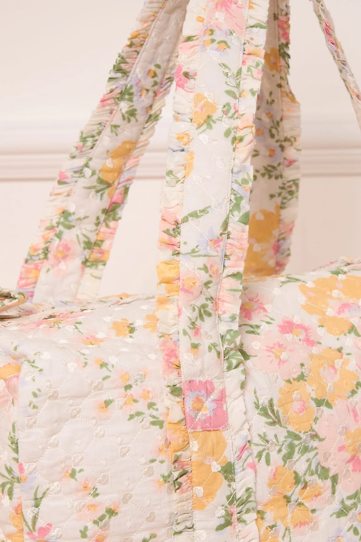 Sunrise Bloom Quilted Shoulder Bag - Image 3