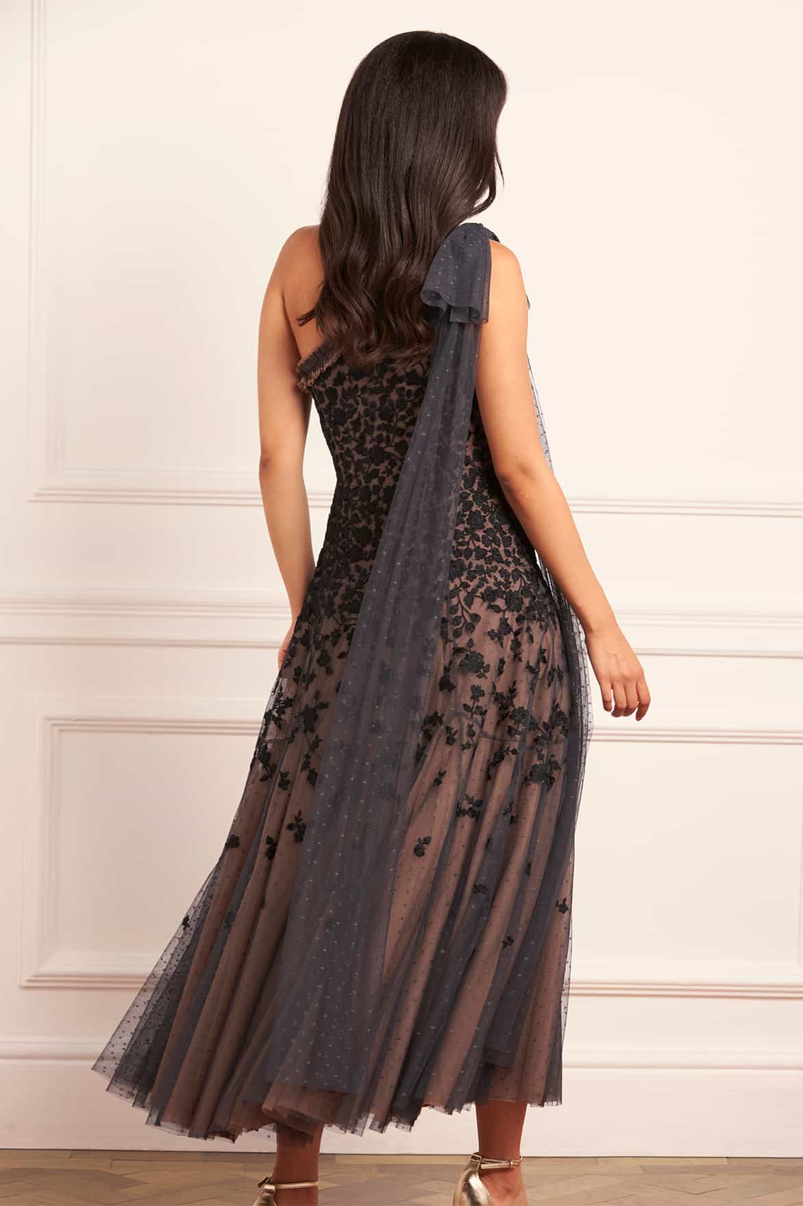 Sylvia Rose One-Shoulder Bow Ankle Gown - Image 5