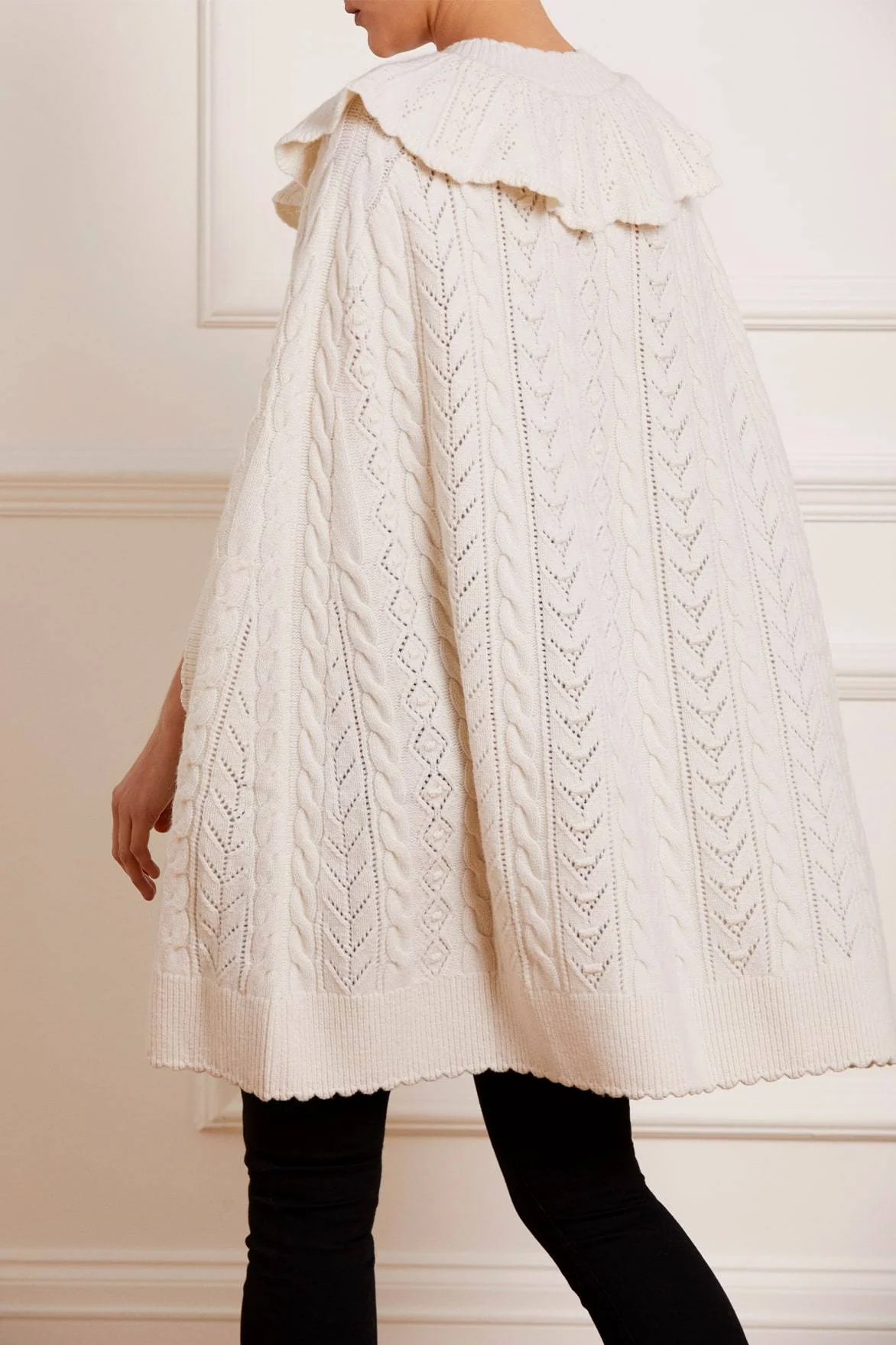 Victoriana Cape - Image 7